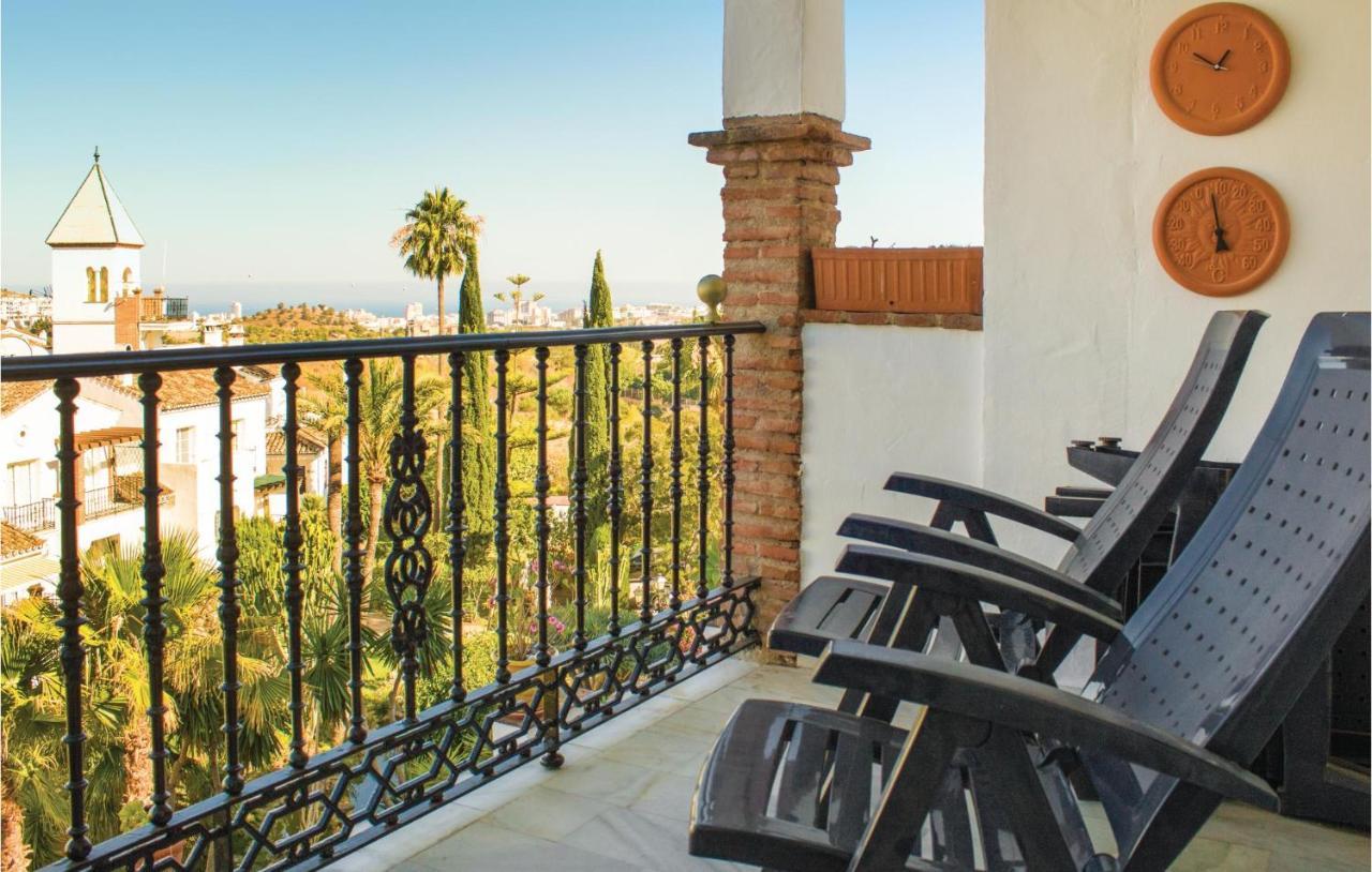 Stunning Apartment In Mijas With Kitchen Extérieur photo